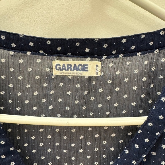 Garage See-through floral tie-front blouse - Picture 2 of 5